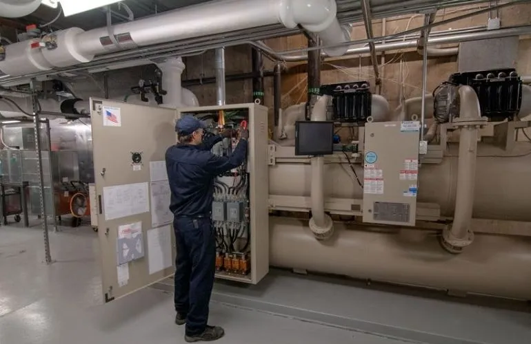 water cooled screw chiller troubleshooting